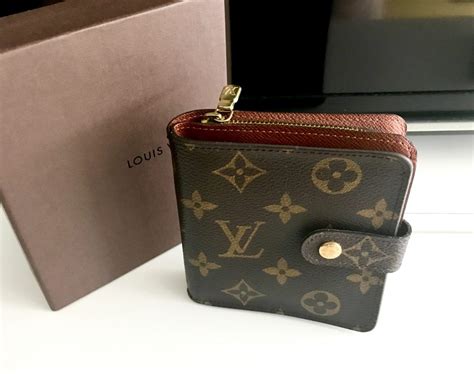 lv wallet fold|louis vuitoon wallets.